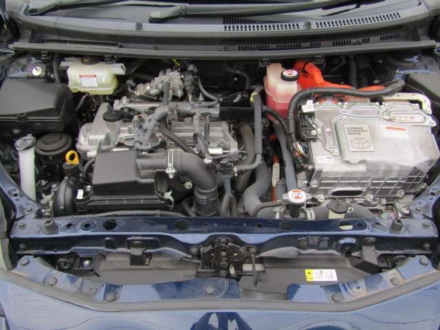 Toyota AQUA 2018-11 27517-19