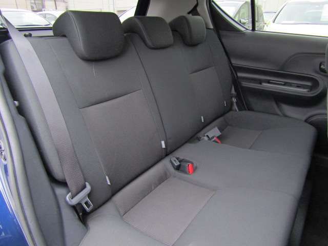 Toyota AQUA 2018-11 27517-17