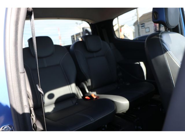 Renault TWINGO 2011-08 15930-11
