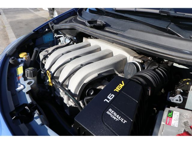 Renault TWINGO 2011-08 15930-19
