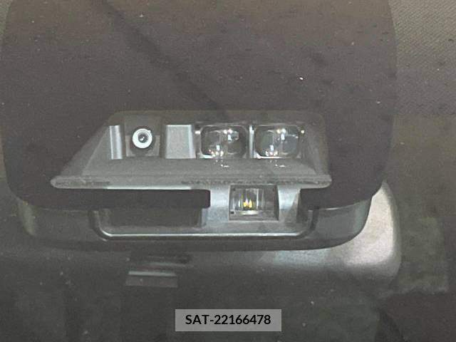 Toyota VOXY 2018-01 289066-5