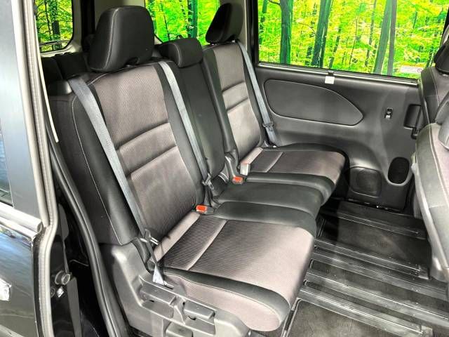 Nissan SERENA 2019-07 16549-8