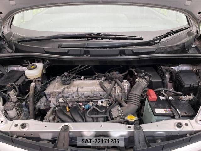 Toyota NOAH 2013-02 321354-18
