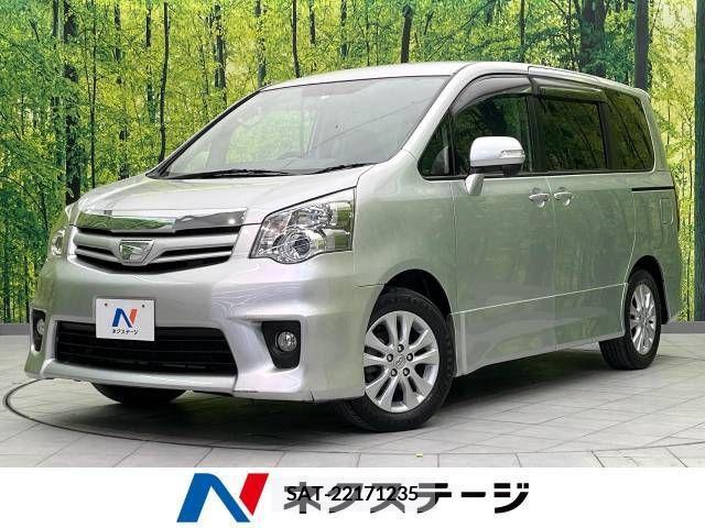 Toyota NOAH 2013-02 321354-0