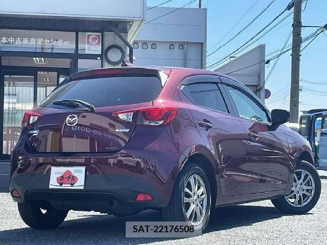 Mazda DEMIO 2019-02 296600-2