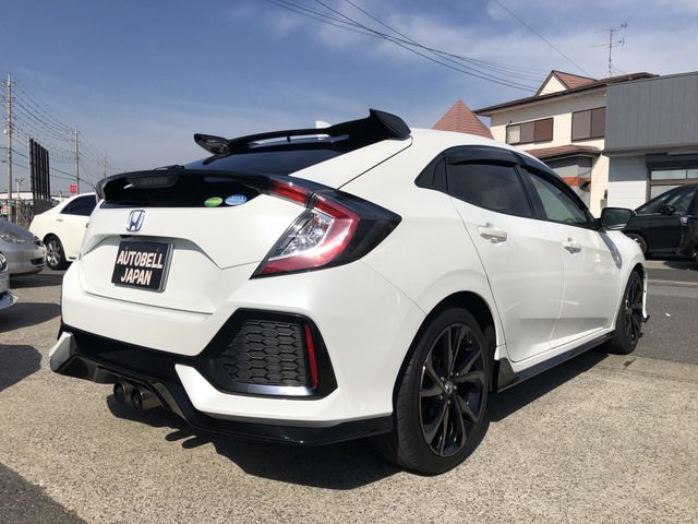 Honda CIVIC 2018-01 19033-1