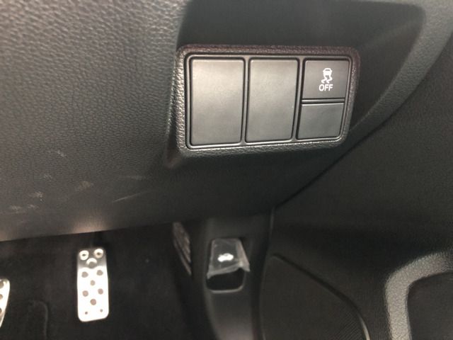 Honda CIVIC 2018-01 19033-9