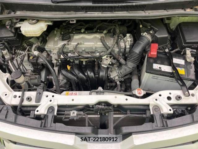 Toyota VOXY 2017-10 347265-19