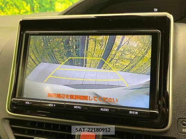 Toyota VOXY 2017-10 347265-5
