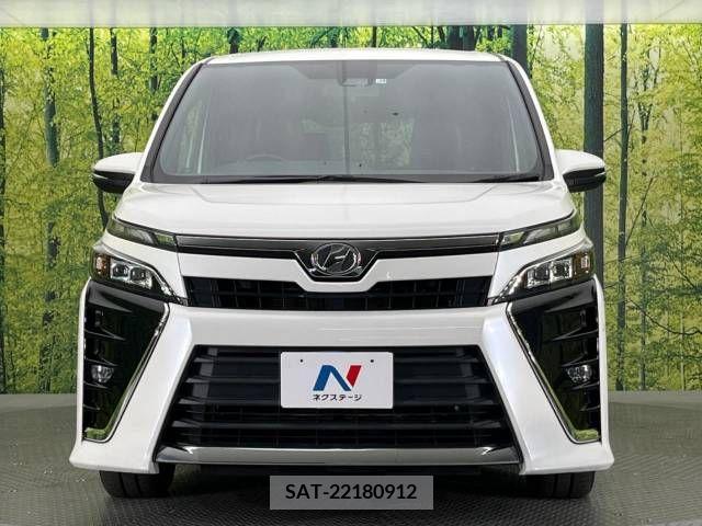 Toyota VOXY 2017-10 347265-15