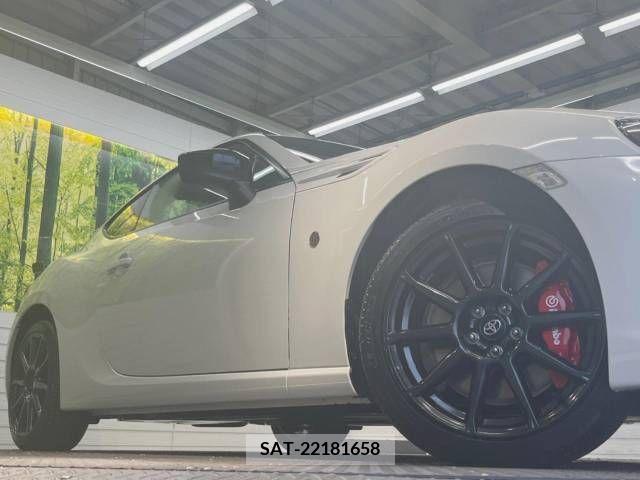 Toyota 86 2021-04 348280-13