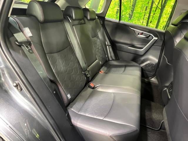 Toyota RAV4 2021-04 4587-9