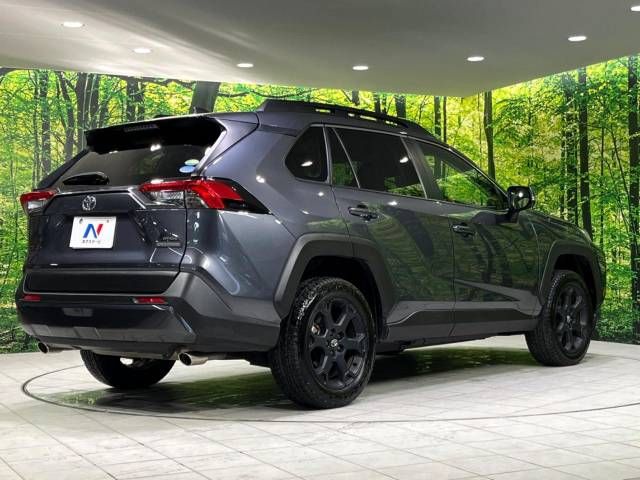 Toyota RAV4 2021-04 4587-17
