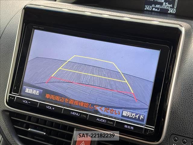 Toyota VOXY 2014-12 331324-3