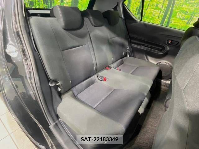 Toyota AQUA 2016-02 337427-9