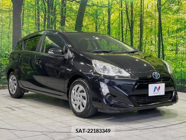 Toyota AQUA 2016-02 337427-16