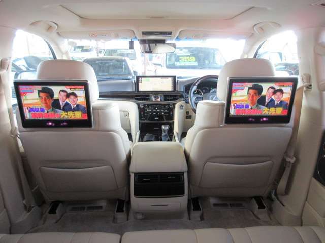 Lexus LX 2016-12 24256-4