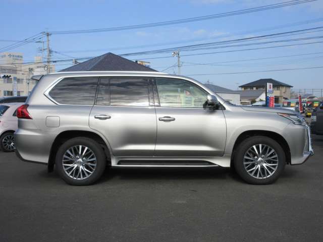 Lexus LX 2016-12 24256-7