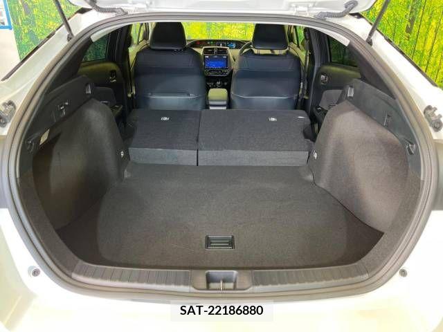Toyota PRIUS 2022-09 376709-10