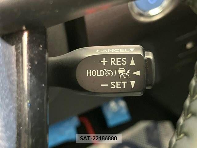 Toyota PRIUS 2022-09 376709-5