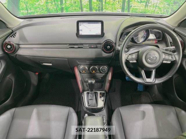 Mazda CX-3 2017-09 340111-1