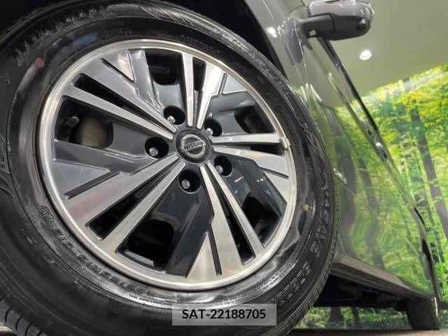Nissan SERENA 2019-09 348628-14