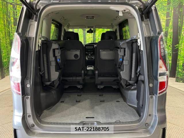 Nissan SERENA 2019-09 348628-11