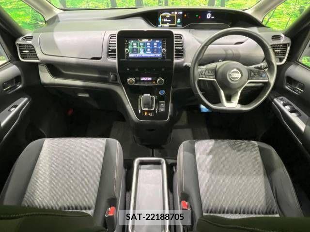 Nissan SERENA 2019-09 348628-1