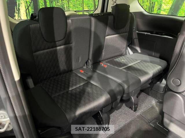 Nissan SERENA 2019-09 348628-10