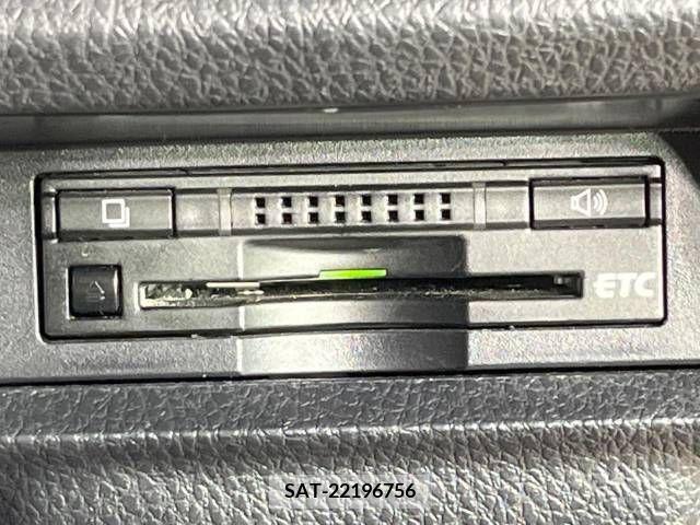 Toyota VOXY 2015-07 222694-7