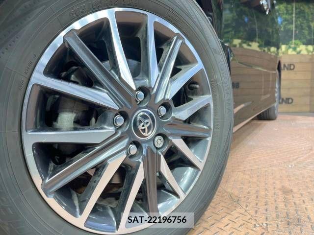 Toyota VOXY 2015-07 222694-14