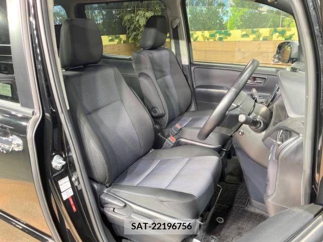 Toyota VOXY 2015-07 222694-9