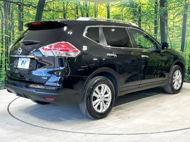 Nissan X-TRAIL 2015-09 185588-17