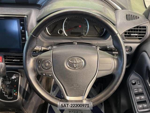 Toyota VOXY 2016-06 289214-11