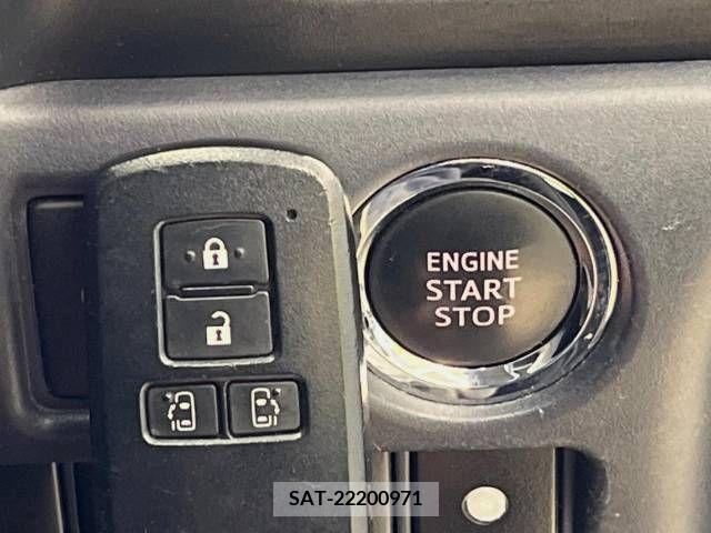 Toyota VOXY 2016-06 289214-6
