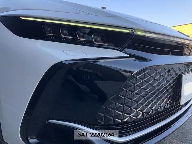 Toyota CROWN 2022-11 246632-4