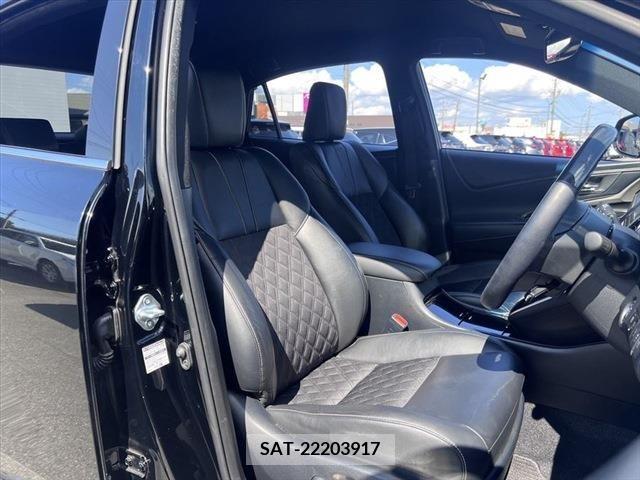 Toyota HARRIER 2017-09 331707-6