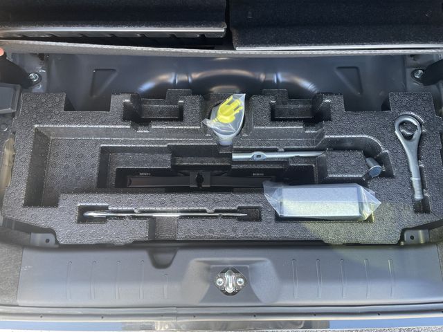 Daihatsu TANTO CUSTOM 2022-09 17257-26
