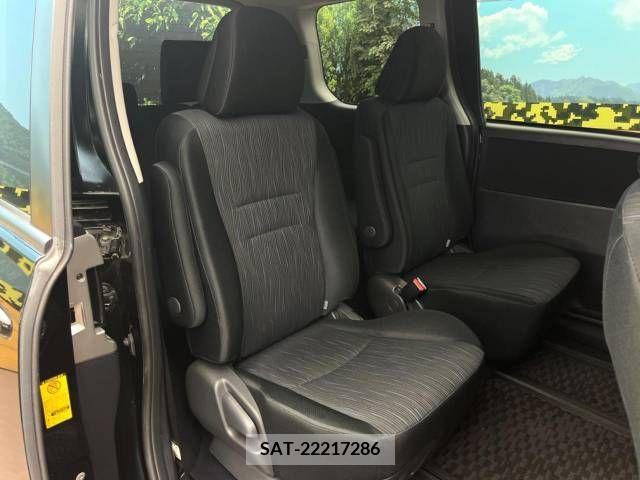 Toyota NOAH 2011-03 249294-8
