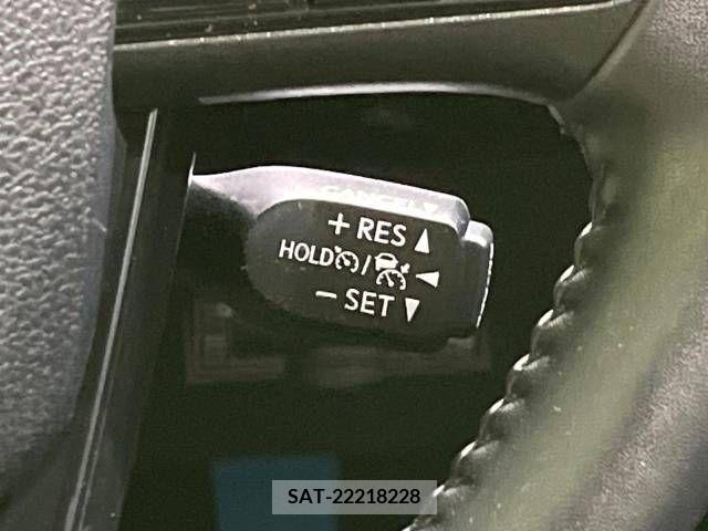 Toyota PRIUS 2020-04 220277-4
