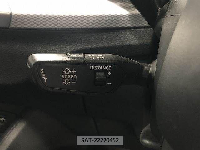 Audi Q2 2022-09 349553-9