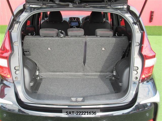 Nissan NOTE 2018-02 382754-7