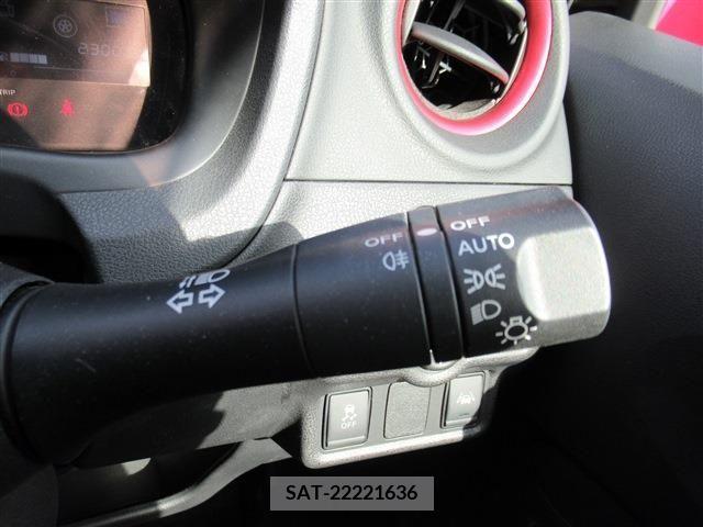 Nissan NOTE 2018-02 382754-21