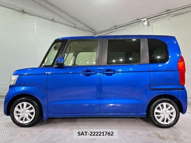Honda N BOX 2018-03 278552-11