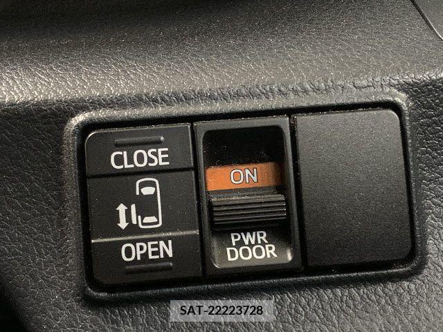 Toyota SIENTA 2017-03 344888-10