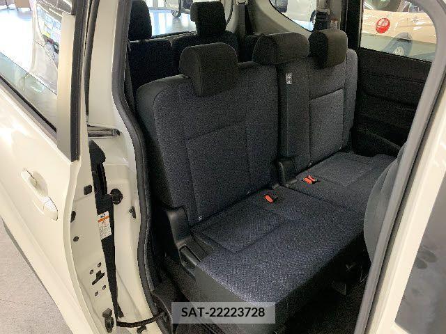 Toyota SIENTA 2017-03 344888-9