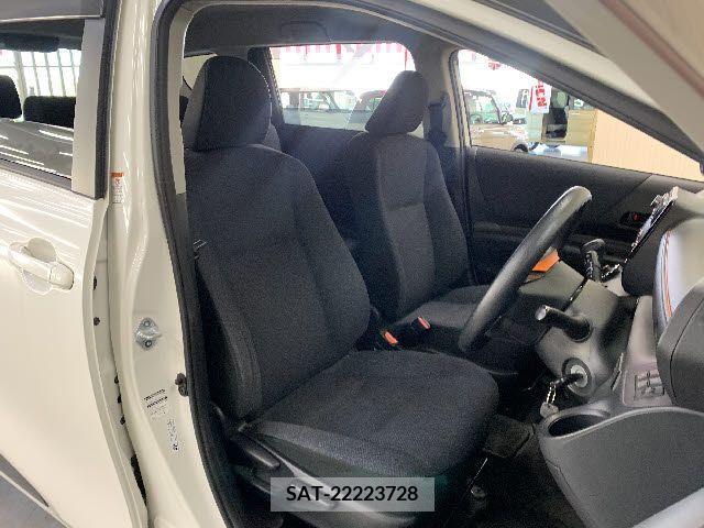 Toyota SIENTA 2017-03 344888-3