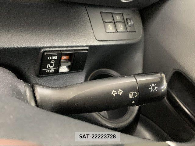 Toyota SIENTA 2017-03 344888-22