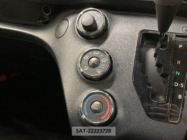 Toyota SIENTA 2017-03 344888-14