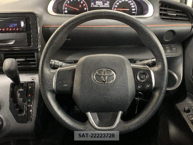Toyota SIENTA 2017-03 344888-13